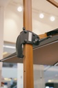 Sombrilla Cantilever con Luz Solar "Varese"