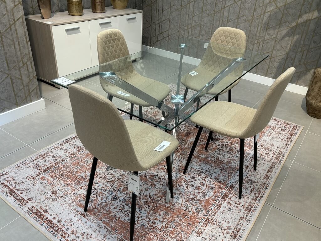 Table "Ares"